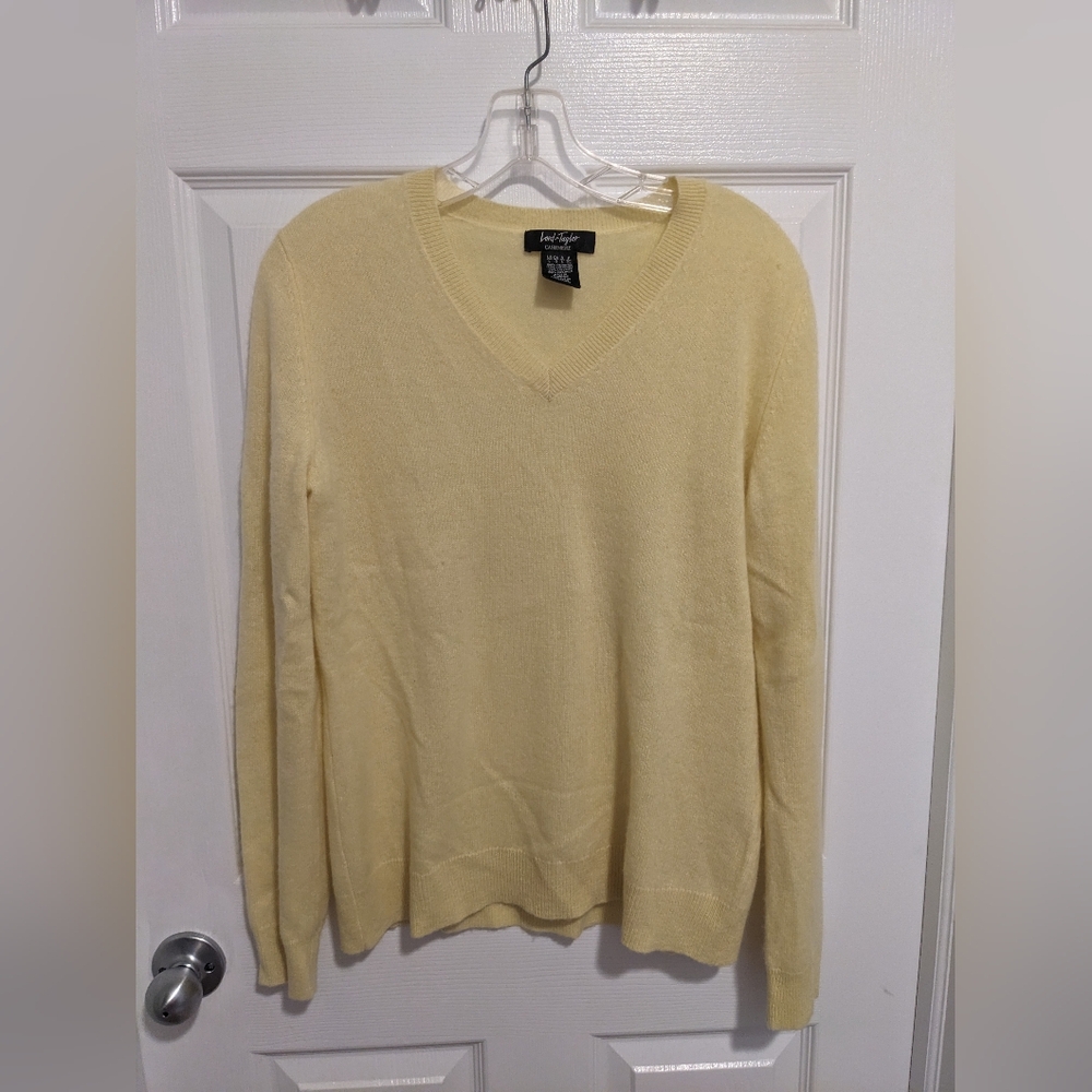 Lord and Taylor cashmere sweater